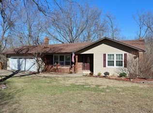 62 Old Pine Dr, Perryville, MO 63775