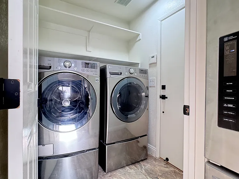 8378 Cool Creek Ave — Photo 14
