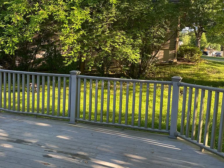 883 Roanoke Dr — Photo 19