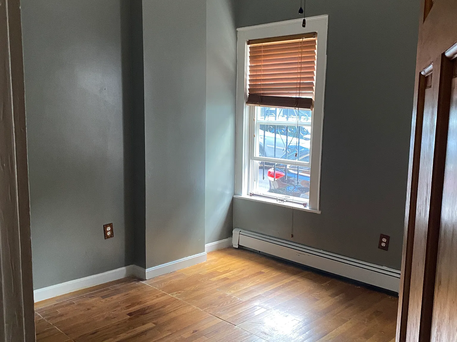 3 bed, 1400 sqft, $1,050 — Photo 3