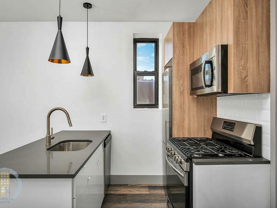 1st image of 1961 Madison Ave #3C