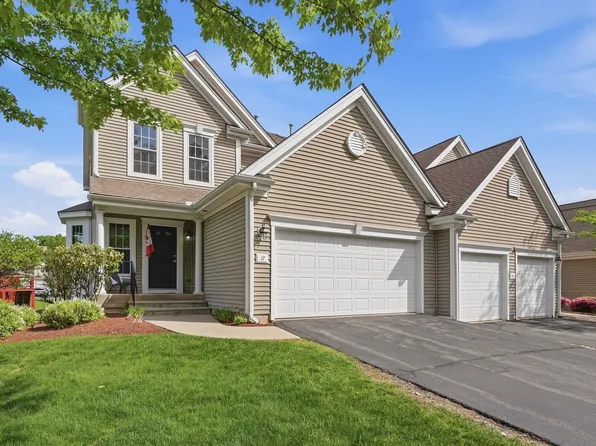 17 Tulip Cir #17, South Grafton, MA 01560