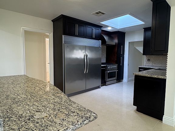 5th image of 6225 Melvin Ave