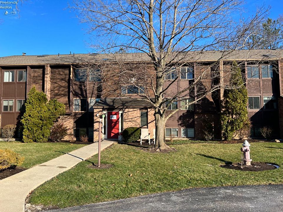 4645 Oak Hill Blvd UNIT 203, Lorain, OH 44053 Zillow