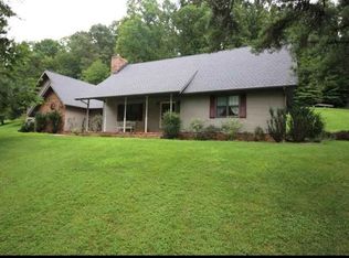 582 Poplar Estates Dr, Scott Depot, WV 25560