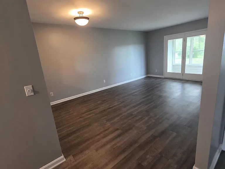 291-293 W Lovell St #291 — Photo 5
