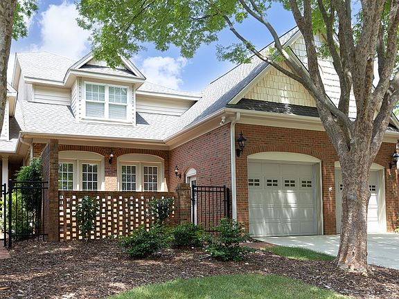 2nd image of 8805 Leeshire Ln