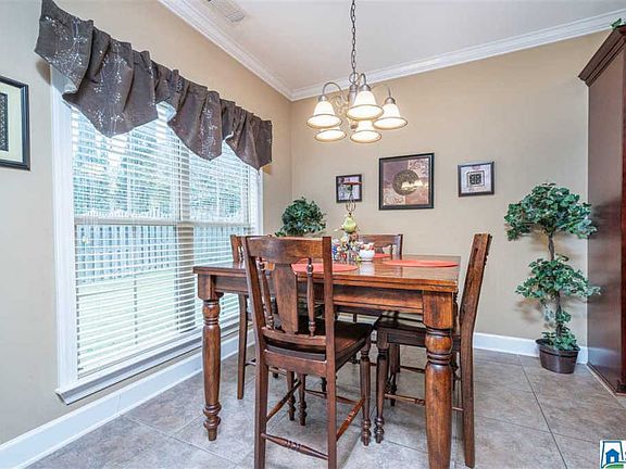 4th image of 480 River Oaks Ln
