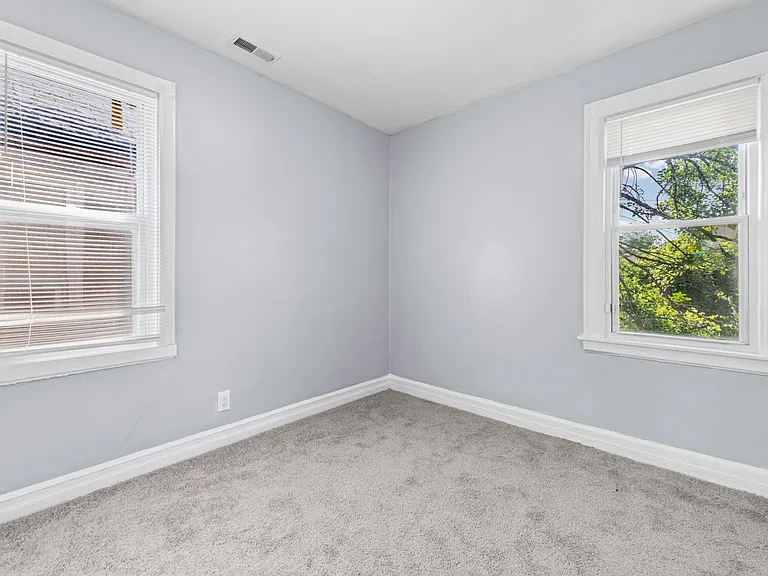 3825 Waverly St #2 — Photo 12