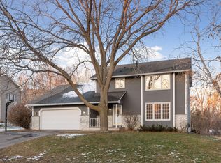 10820 47th Pl N, Plymouth, MN 55442