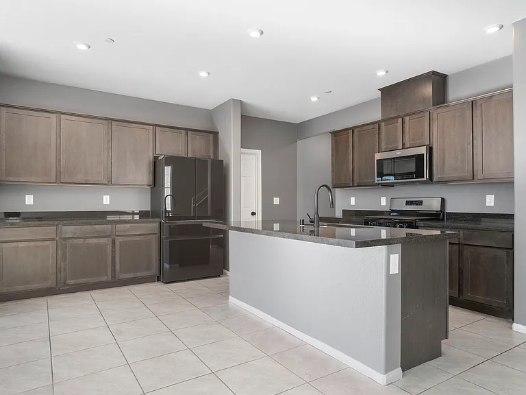 10949 Oregano Ave — Photo 17