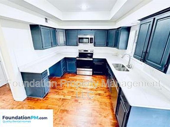 3rd image of 8712 Carrollwood Ln