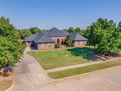 1423 E Twin Brook Ter, Mustang, OK, 73064