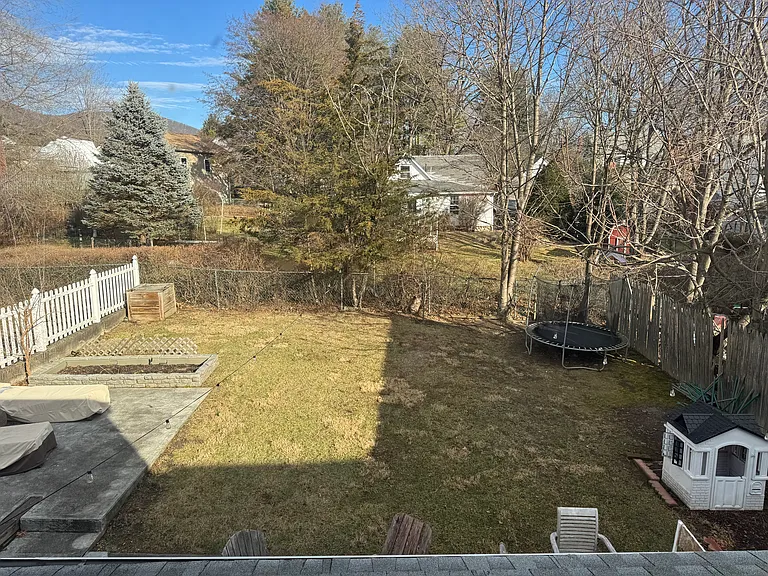 52 Parsonage St #R — Photo 2