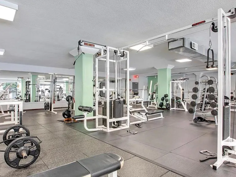 4600 S Four Mile Run Dr #905 — Photo 15