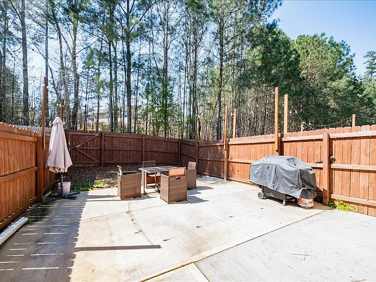 2514 Piering Dr — Photo 31