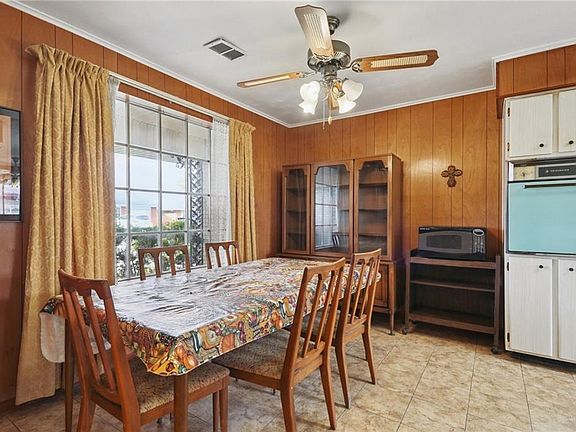 5th image of 1037 Maplewood Dr