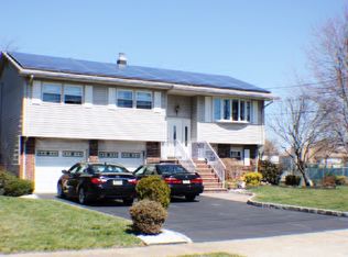 1312 Yurgel Dr, South Plainfield, NJ