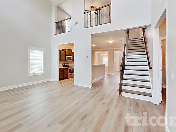 3rd image of 1514 Burrows Ave