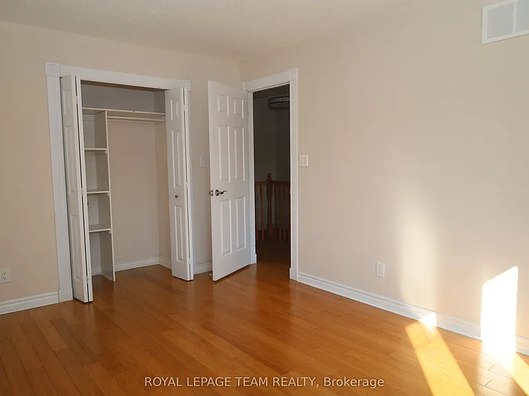 2194 Niagara Dr S — Photo 19