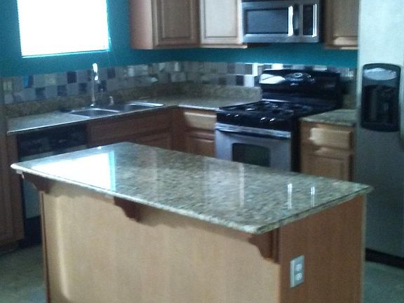4th image of 232 Shy Dandelion St