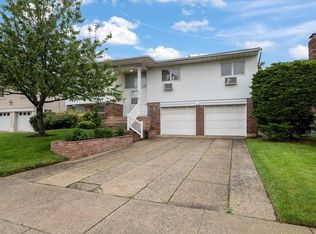 3379 Bertha Dr, Baldwin, NY 11510