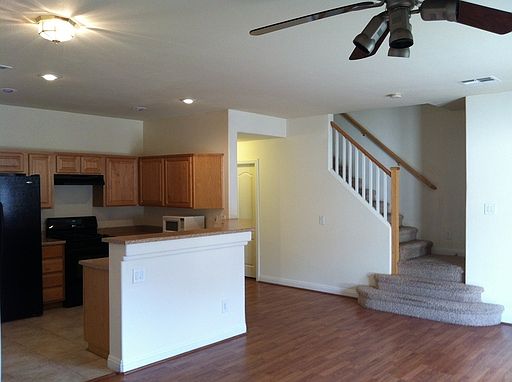 3rd image of 3217 Orange Orchid Pl Unit 2