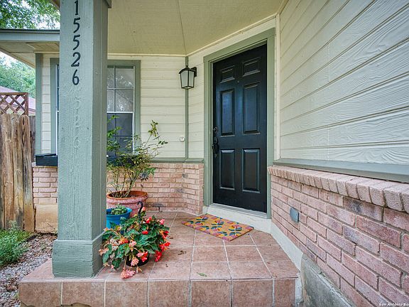 4th image of 15526 KNOLLGLADE