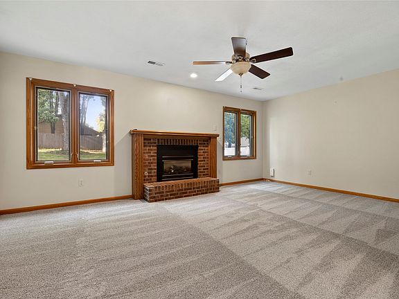 3rd image of 5037 Wistful Vista Dr