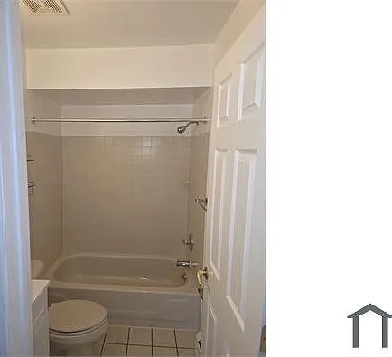 208 N Prospect Rd #1 — Photo 7