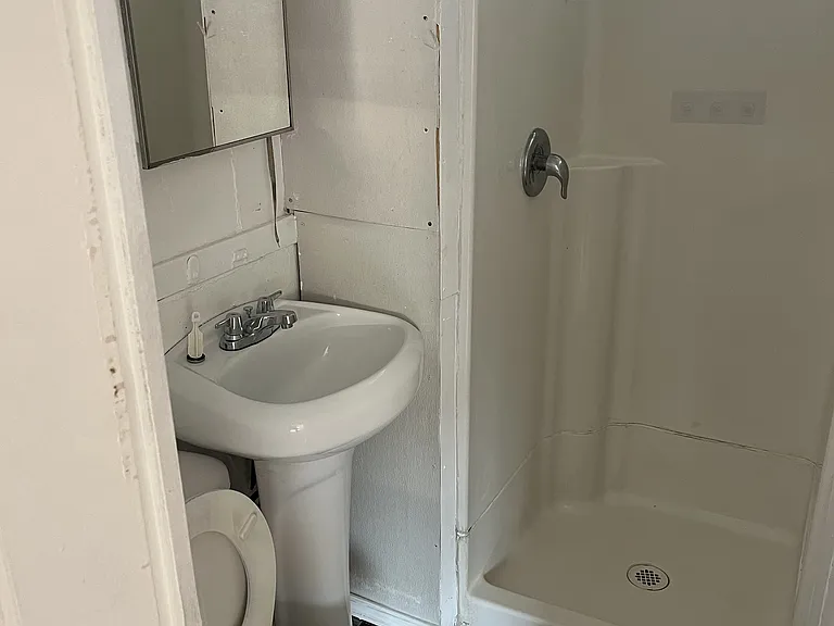 111 E Simplot Blvd #6 — Photo 10