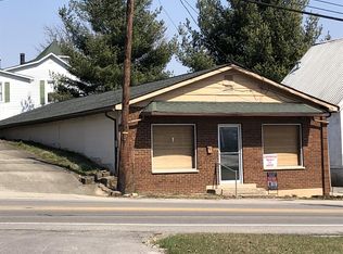 85 Broadway St, Brandenburg, KY 40108