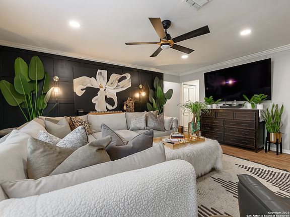 2nd image of 7926 Broadway #202
