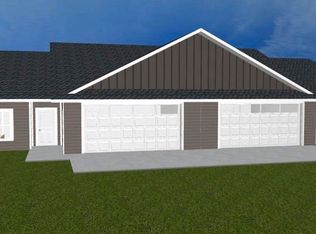 524 Massman Dr, Decorah, IA 52101