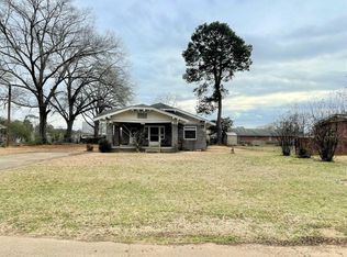 809 Caver St, Atlanta, TX 75551