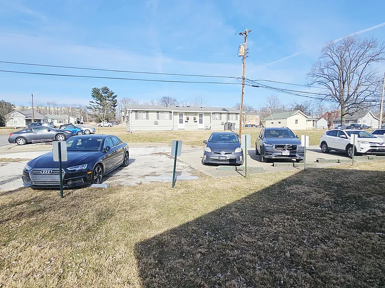 501 E Cottage Grove Ave #C — Photo 6