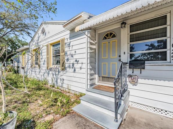 1025 W Berry Ave, Tampa, FL 33603