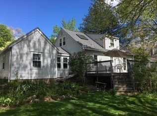 305 Linden St, Wellesley, MA 02481