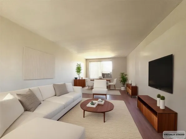 27-04 parsons Boulevard #6, Flushing, NY 11354