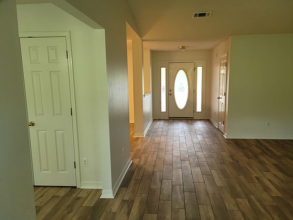 Great Room Entry