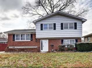 1102 Clayborne Rd, Louisville, KY 40214