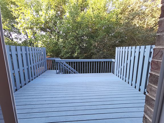 5th image of 17388 Brook Crossing Dr