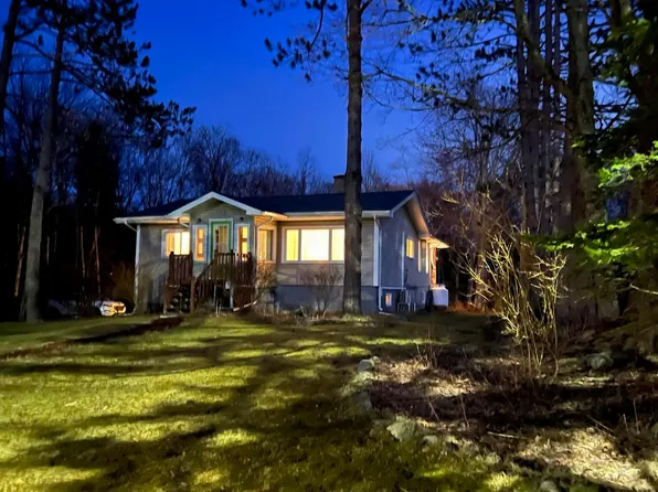 553 Beaverbank, Beaver Bank, NS B4G 1B8