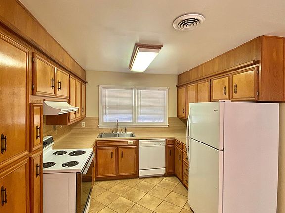 4th image of 2803 57th St