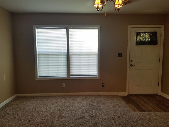3rd image of 421 W Vine Ave