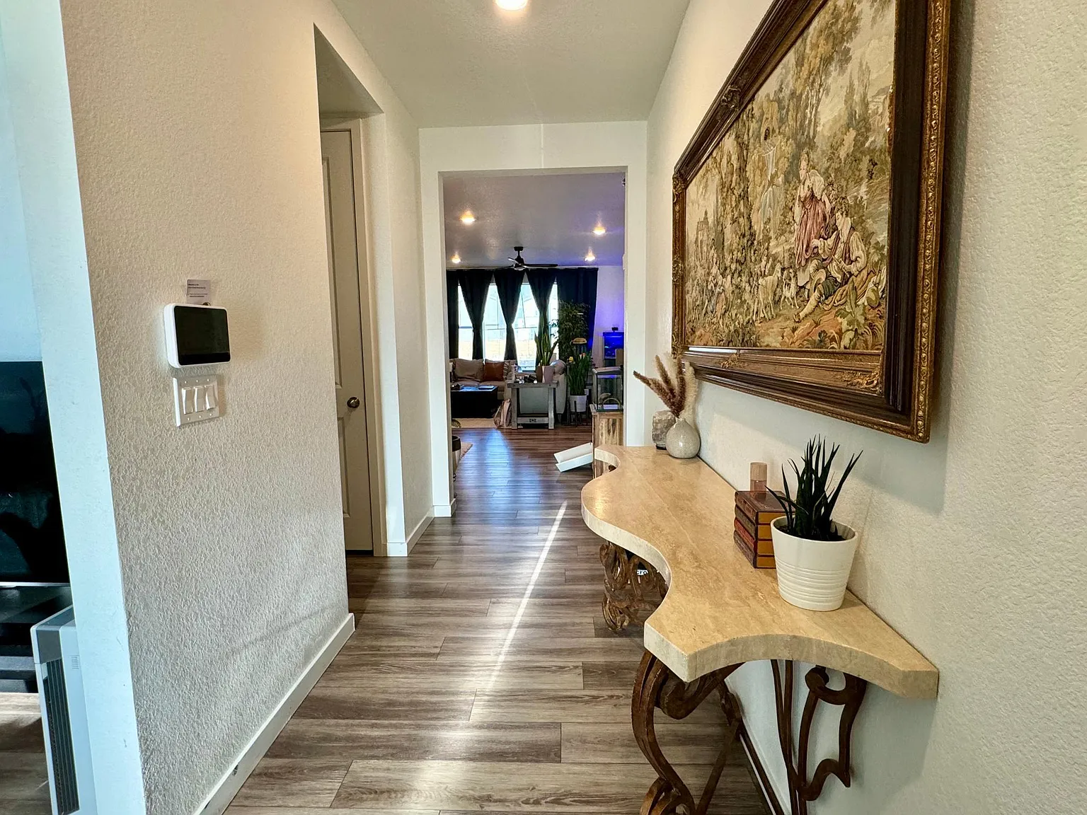 4 bed, 2.5 bath, 2378 sqft, $3,300 — Photo 3