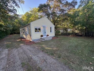 52599 Emmons Rd, South Bend, IN, 46637