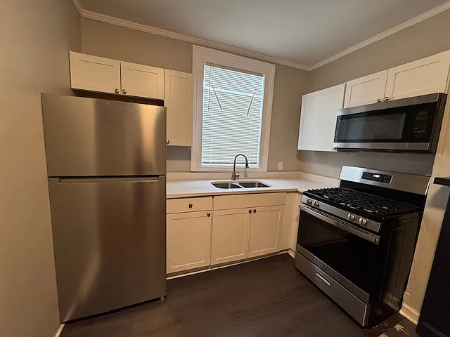 928 Magnolia St #1 — Photo 7
