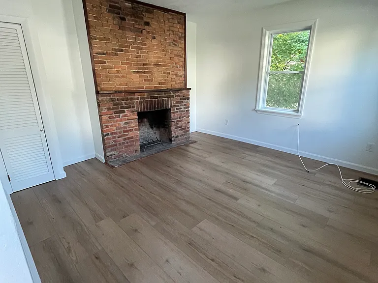 22 Central Ave — Photo 1