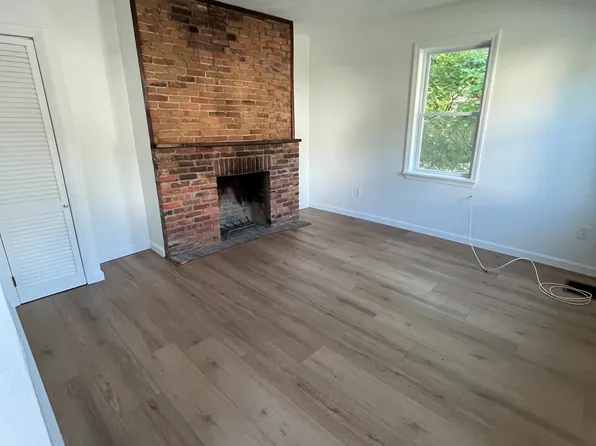 22 Central Ave, Needham, MA 02494